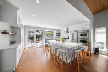 13182 15 AVENUE, Surrey, B.C.