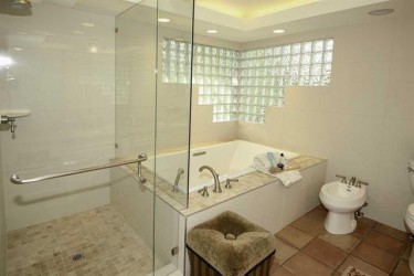 6380 CHELMSFORD STREET, Richmond, B.C.