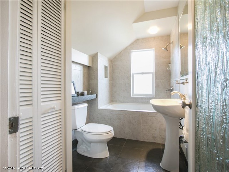 2438 TRINITY ST, Vancouver East, V5K 1E1